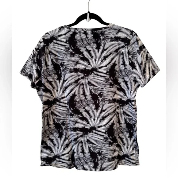 Michael Kors Black and White Graphic studded Logo T-Shirt - Picture 3 of 6